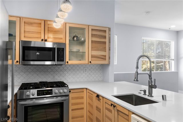 9050 West Warm Springs Road 2009, Las Vegas, NV 89148