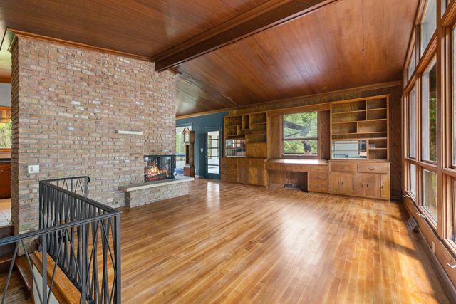 4508 Birchbark Trail N, Lake Elmo, MN 55042