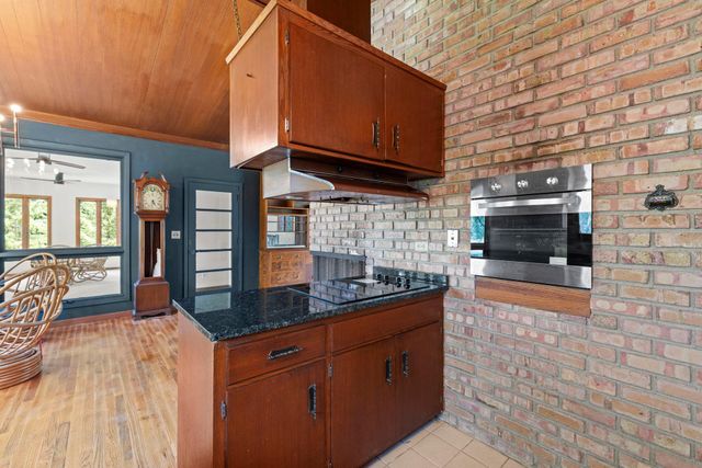4508 Birchbark Trail N, Lake Elmo, MN 55042