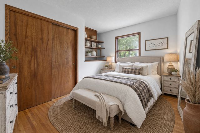 4508 Birchbark Trail N, Lake Elmo, MN 55042