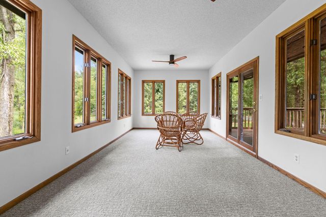 4508 Birchbark Trail N, Lake Elmo, MN 55042
