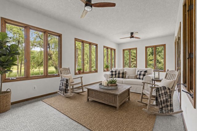 4508 Birchbark Trail N, Lake Elmo, MN 55042