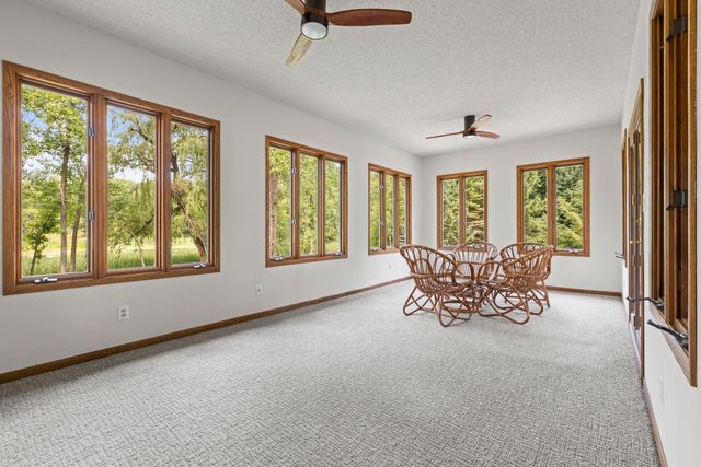 4508 Birchbark Trail N, Lake Elmo, MN 55042
