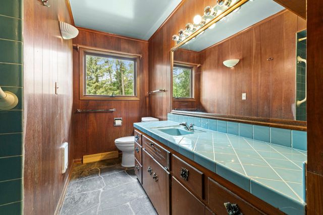 4508 Birchbark Trail N, Lake Elmo, MN 55042