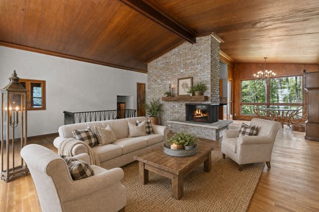 4508 Birchbark Trail N, Lake Elmo, MN 55042