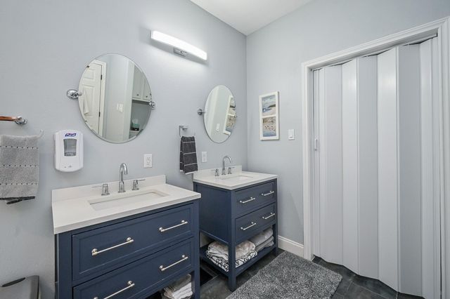 75 April Wind Drive S, Conroe, TX 77356