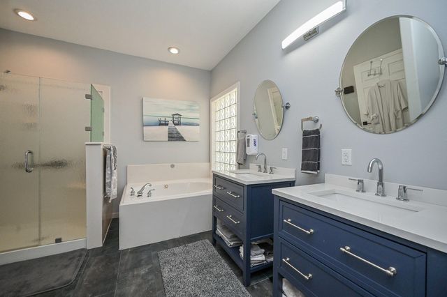 75 April Wind Drive S, Conroe, TX 77356