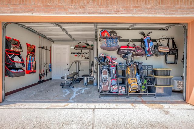 75 April Wind Drive S, Conroe, TX 77356