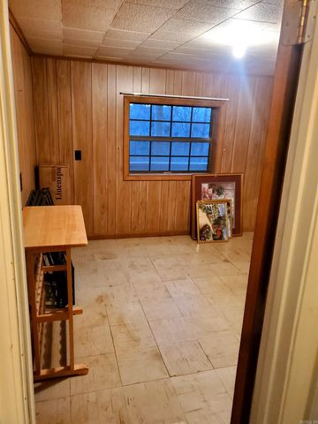 113 Sky King Drive, Fairfield Bay, AR 72088