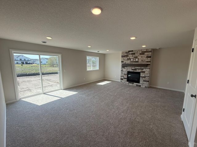 1567 Meadows Drive NE, East Bethel, MN 55011