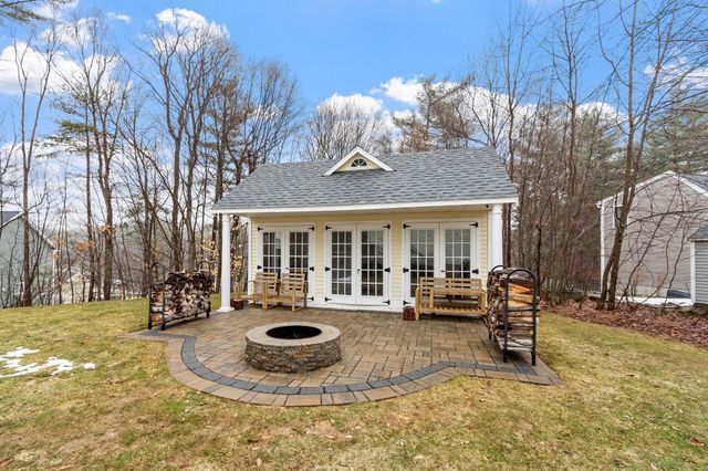 121 Badger Hill Drive, Milford, NH 03055