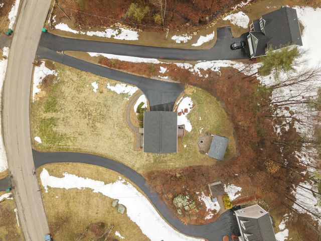 121 Badger Hill Drive, Milford, NH 03055