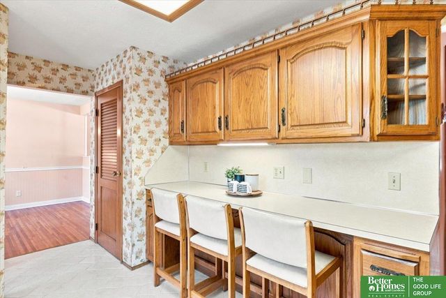 12894 Valley Street, Omaha, NE 68144