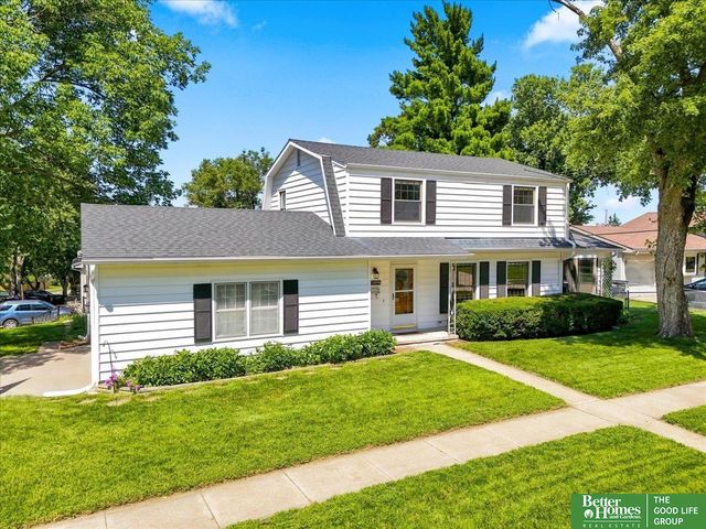 12894 Valley Street, Omaha, NE 68144