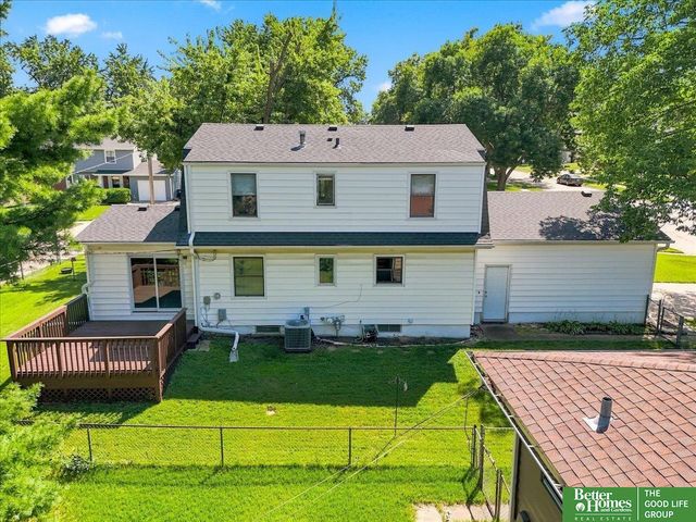 12894 Valley Street, Omaha, NE 68144