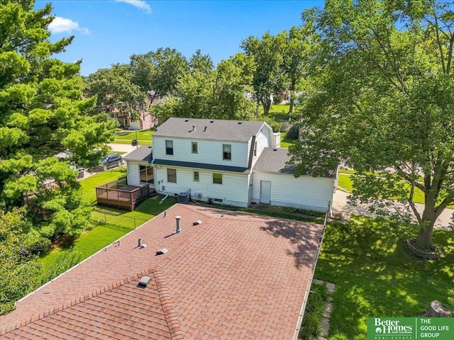 12894 Valley Street, Omaha, NE 68144