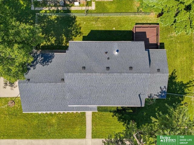 12894 Valley Street, Omaha, NE 68144
