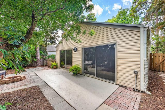 5601 Berry Blossom Way W, West Palm Beach, FL 33415