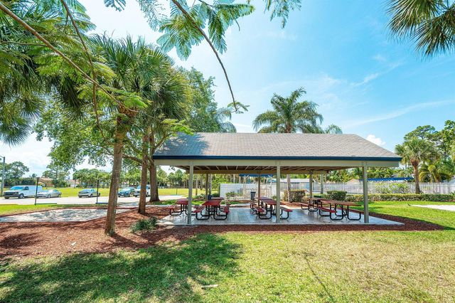 5601 Berry Blossom Way W, West Palm Beach, FL 33415