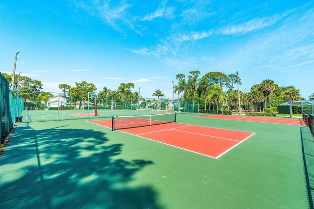 5601 Berry Blossom Way W, West Palm Beach, FL 33415