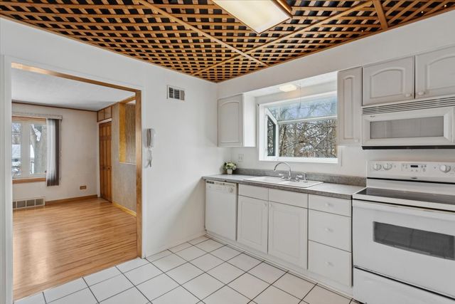 11333 72nd Street, Burr Ridge, IL 60527