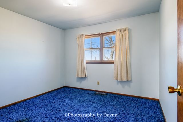 7302 E 3500s Road, St. Anne, IL 60964