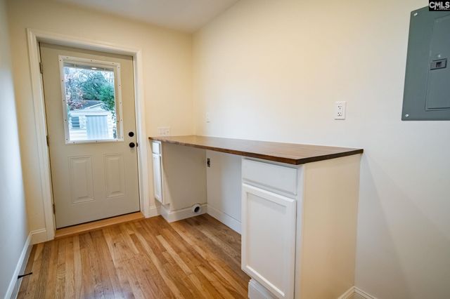 979 Airport Boulevard, Columbia, SC 29205