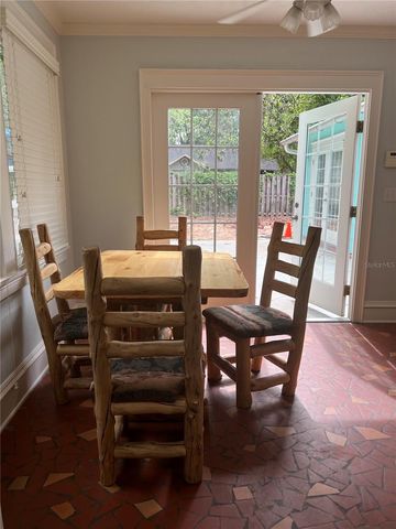 433 SE 7TH STREET, Gainesville, FL 32601