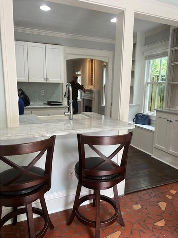 433 SE 7TH STREET, Gainesville, FL 32601