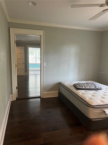 433 SE 7TH STREET, Gainesville, FL 32601