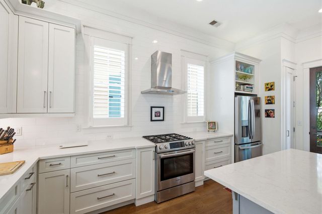 409 Rose Wilder Lane, Mount Pleasant, SC 29464