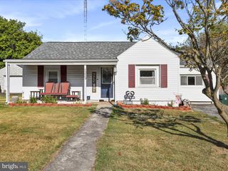 1223 GLENWOOD AVE, Hagerstown, MD 21742