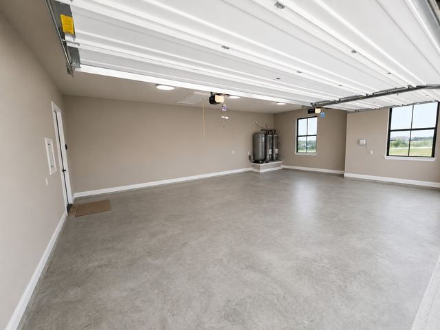 153 Fan Mill Trail, Weatherford, TX 76085