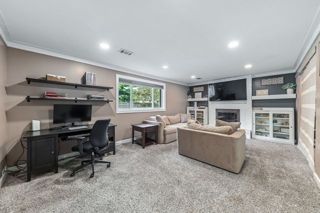 2422 Chippewa Court, Lisle, IL 60532