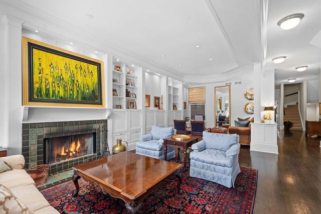 1816 N Lincoln Park West, Chicago, IL 60614