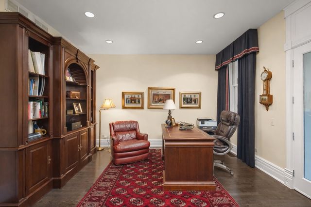 1816 N Lincoln Park West, Chicago, IL 60614