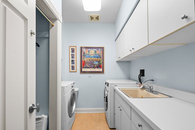 1816 N Lincoln Park West, Chicago, IL 60614