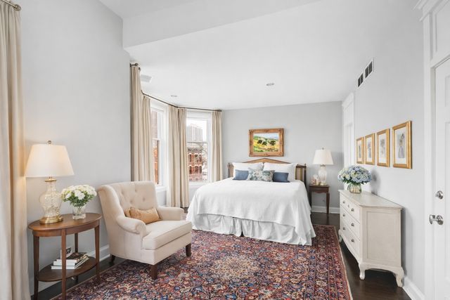 1816 N Lincoln Park West, Chicago, IL 60614