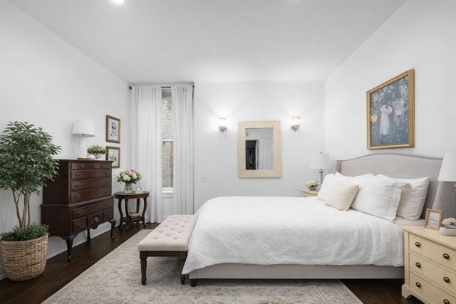1816 N Lincoln Park West, Chicago, IL 60614