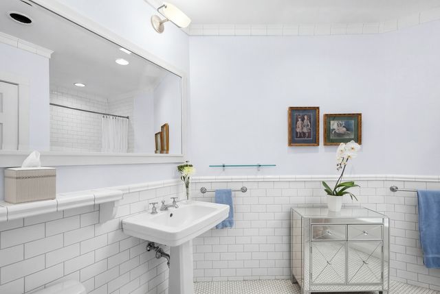 1816 N Lincoln Park West, Chicago, IL 60614