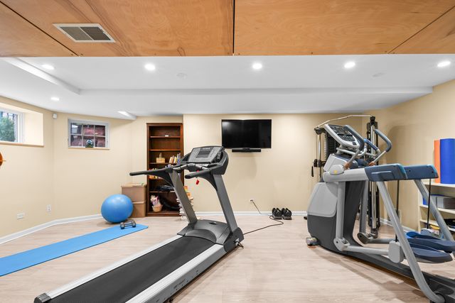 1816 N Lincoln Park West, Chicago, IL 60614