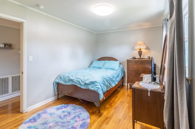 614 Elizabeth Street, Athens, TN 37303