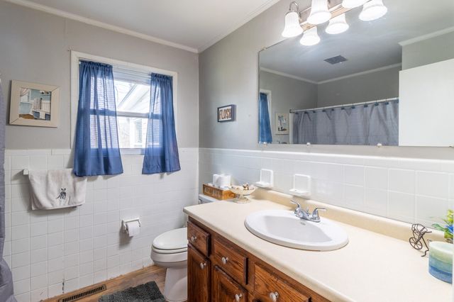 614 Elizabeth Street, Athens, TN 37303