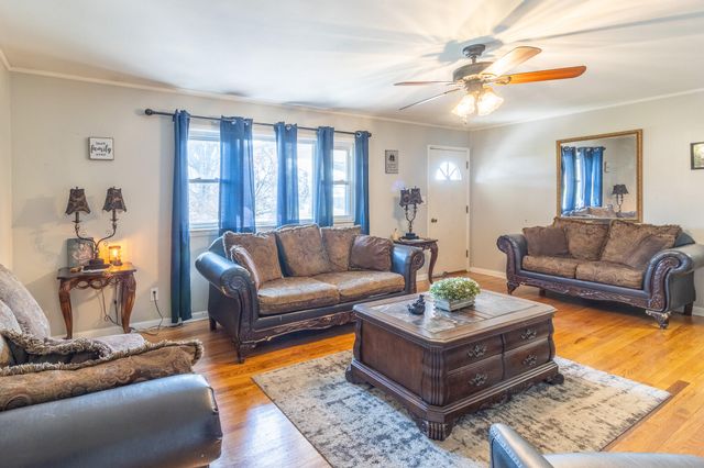 614 Elizabeth Street, Athens, TN 37303