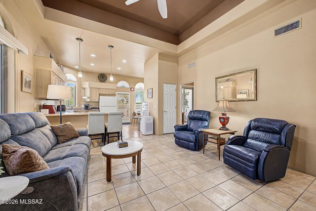2406 W Via Di Silvio, Tucson, AZ 85741