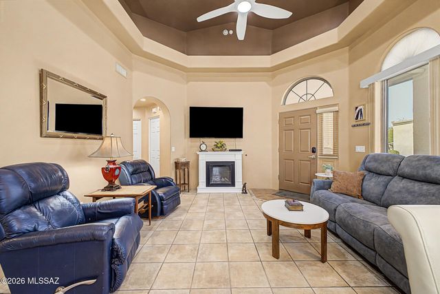 2406 W Via Di Silvio, Tucson, AZ 85741