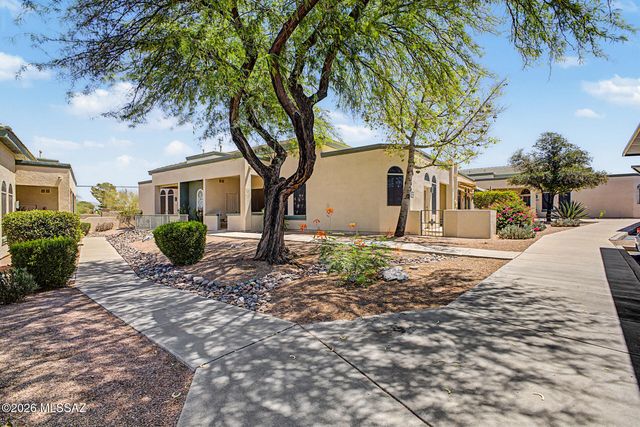 2406 W Via Di Silvio, Tucson, AZ 85741