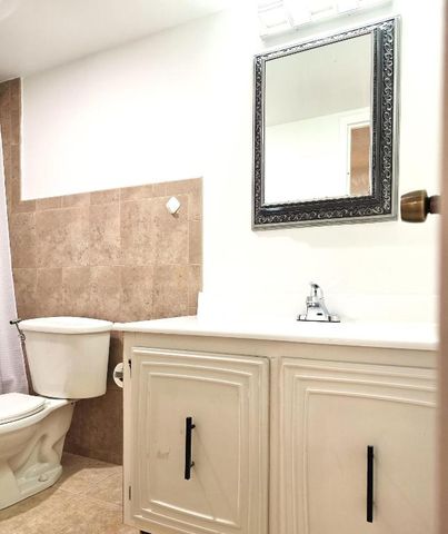 800 Parkview Drive 225, Hallandale Beach, FL 33009