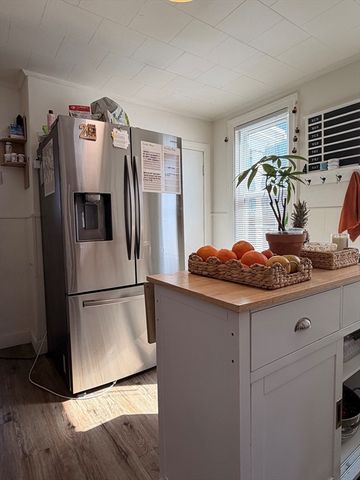 57 Stetson St, Bridgewater, MA 02324