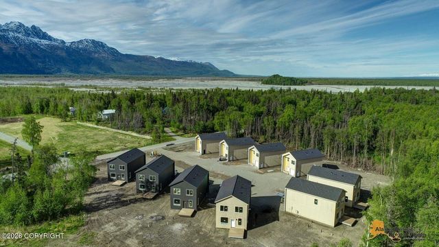13843 E Doc McKinley Avenue, Palmer, AK 99645